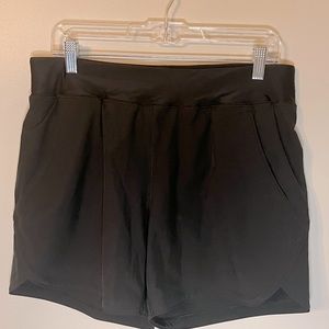 Lands End size 10 black shorts